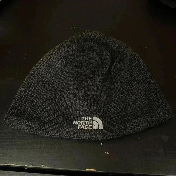 The North Face Beanie - Picture 1 of 5
